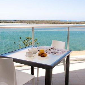 One-Bedroom Apartment Water View